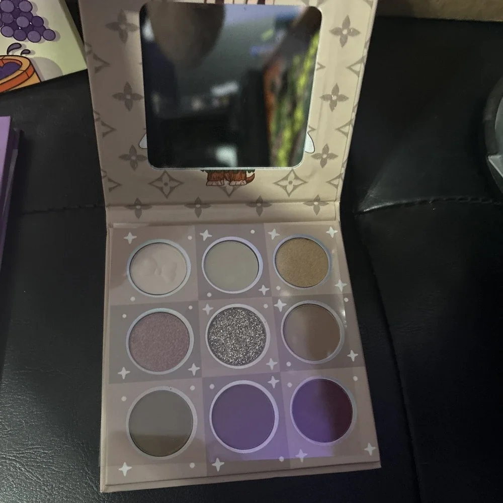 LABUBU Set Of 4 Make Up Pallets Girls Women‎ Gift Set